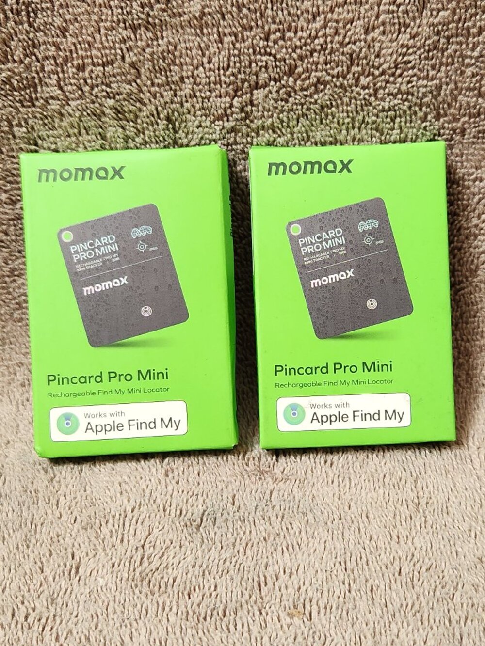 MOMAX Wallet Tracker Smart Finder APPLE Compatible - Set of Two (2) Trackers NEW